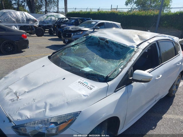 2016 Ford Focus St მანქანა იყიდება აუქციონზე, vin: 1FADP3L96GL225756, აუქციონის ნომერი: 44915320