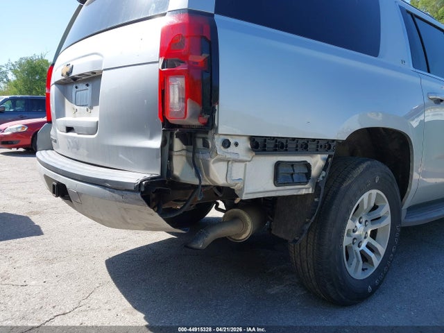Aukcja sprzedaży 2015 Chevrolet Suburban 1500 Lt, vin: 1GNSKJKC1FR265814, numer aukcji: 44915328