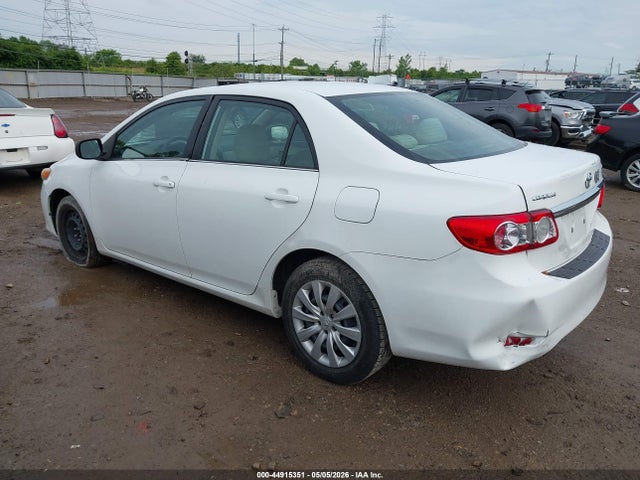 2013 Toyota Corolla Le მანქანა იყიდება აუქციონზე, vin: 2T1BU4EE7DC092857, აუქციონის ნომერი: 44915351