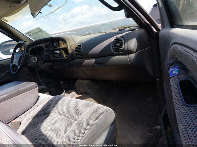 44915369 :رقم المزاد ، 1B7HF13Z2YJ107963 vin ، 2000 Dodge Ram 1500 St مزاد بيع