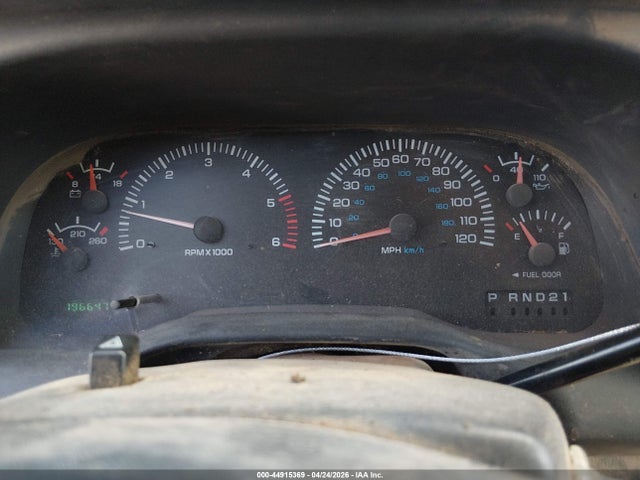 44915369 :رقم المزاد ، 1B7HF13Z2YJ107963 vin ، 2000 Dodge Ram 1500 St مزاد بيع