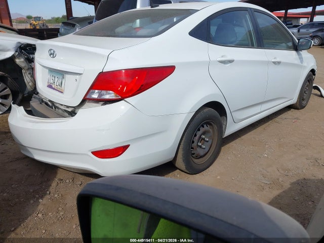 KMHCT4AE8GU067675 Hyundai ACCENT SE