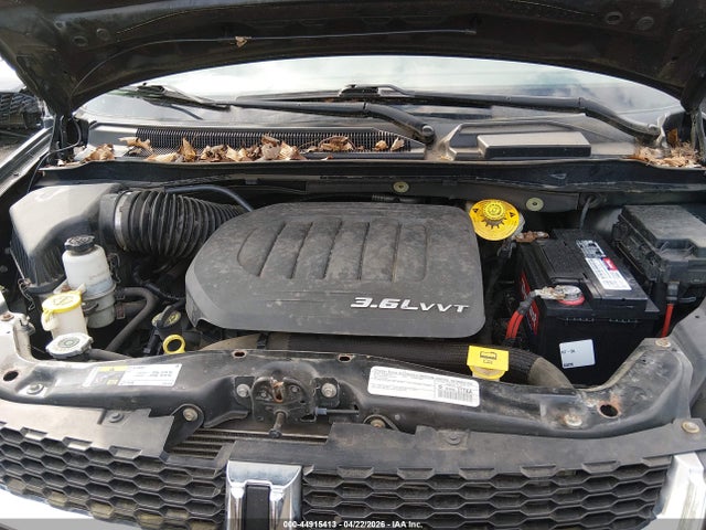 Продажа на аукционе авто 2015 Dodge Grand Caravan American Value Pkg, vin: 2C4RDGBG8FR508214, номер лота: 44915413
