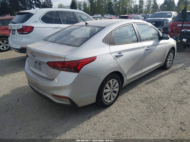 3KPC24A3XKE085009 Hyundai ACCENT SE