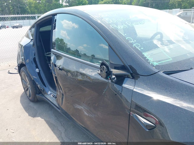 Aukcja sprzedaży 2026 Tesla Model Y All-wheel Drive/long Range Launch Series/premium All-wheel Drive, vin: 7SAYGDEE7TA628539, numer aukcji: 44915420