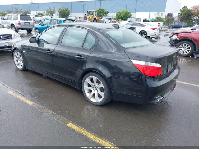 2005 Bmw 545i მანქანა იყიდება აუქციონზე, vin: WBANB33555CN67719, აუქციონის ნომერი: 44915422