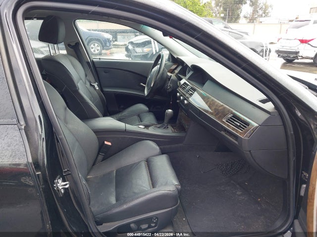 2005 Bmw 545i მანქანა იყიდება აუქციონზე, vin: WBANB33555CN67719, აუქციონის ნომერი: 44915422