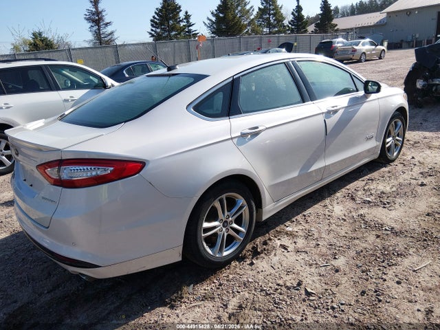 Продажа на аукционе авто 2016 Ford Fusion Energi Titanium, vin: 3FA6P0SU4GR289244, номер лота: 44915428