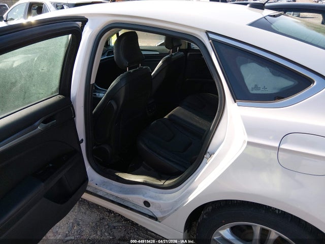 Продажа на аукционе авто 2016 Ford Fusion Energi Titanium, vin: 3FA6P0SU4GR289244, номер лота: 44915428