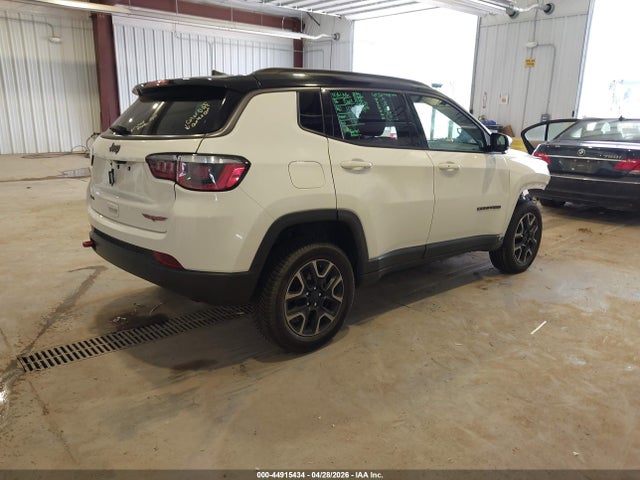 Jeep Compass Trailhawk 4x4 2019 3C4NJDDB5KT752630 Image 4