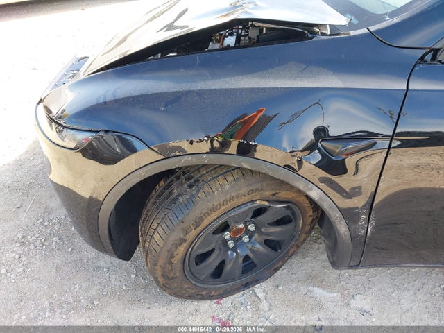2026 Tesla Model Y Premium Rear-wheel Drive/standard Rear-wheel Drive მანქანა იყიდება აუქციონზე, vin: 7SAYGDED0TA597772, აუქციონის ნომერი: 44915442