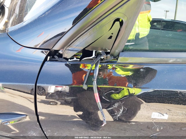 2026 Tesla Model Y Premium Rear-wheel Drive/standard Rear-wheel Drive მანქანა იყიდება აუქციონზე, vin: 7SAYGDED0TA597772, აუქციონის ნომერი: 44915442