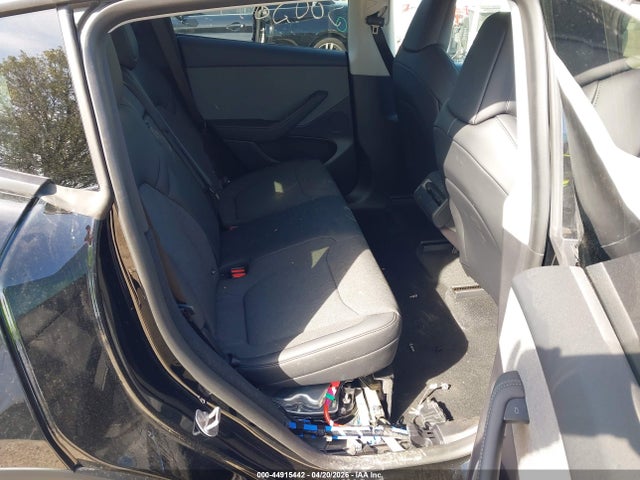 2026 Tesla Model Y Premium Rear-wheel Drive/standard Rear-wheel Drive მანქანა იყიდება აუქციონზე, vin: 7SAYGDED0TA597772, აუქციონის ნომერი: 44915442