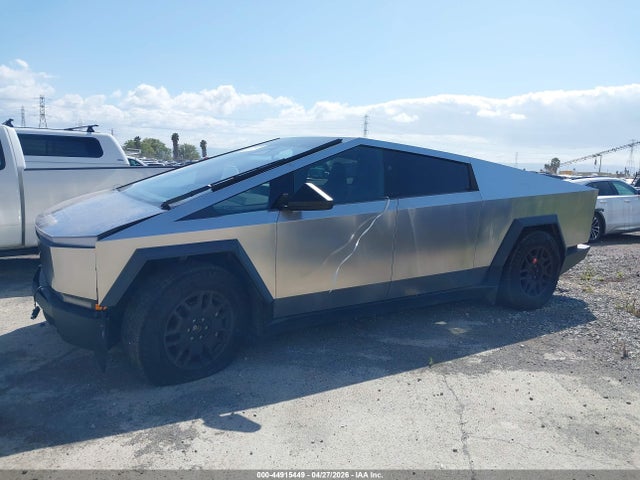 Tesla Cybertruck Cyberbeast 2024 7G2CEHEE7RA036391 Image 14
