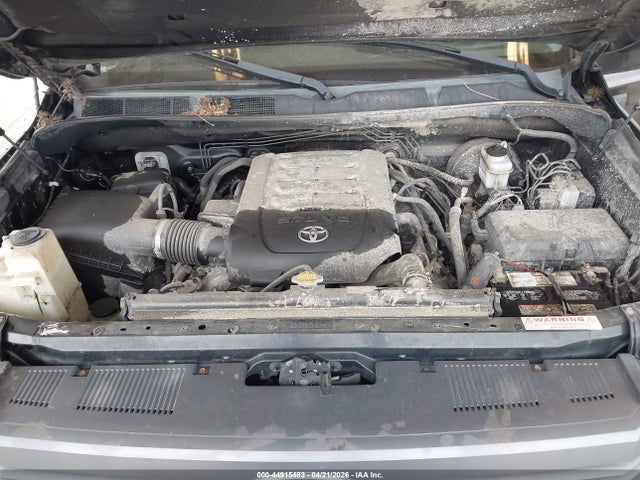 5TFUY5F18EX361904 Toyota Tundra Sr5 5.7l V8