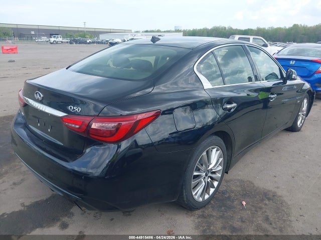 44915486 :رقم المزاد ، JN1EV7AR5JM442251 vin ، 2018 Infiniti Q50 3.0t Luxe مزاد بيع