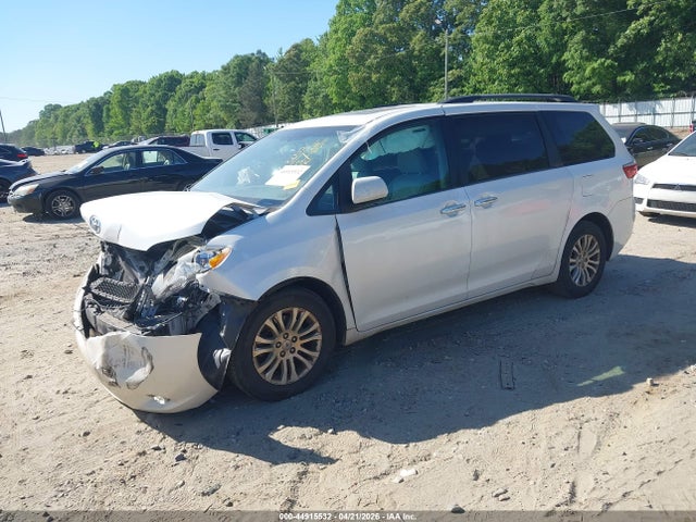 Продажа на аукционе авто 2017 Toyota Sienna Xle Premium 8 Passenger, vin: 5TDYZ3DC3HS803652, номер лота: 44915532