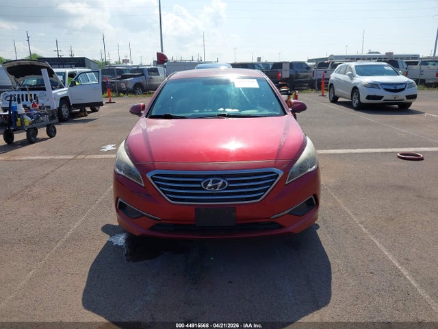 Hyundai SONATA SE 2016 5NPE24AF2GH411603 Image 12