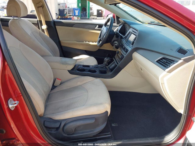 Hyundai SONATA SE 2016 5NPE24AF2GH411603 Image 5