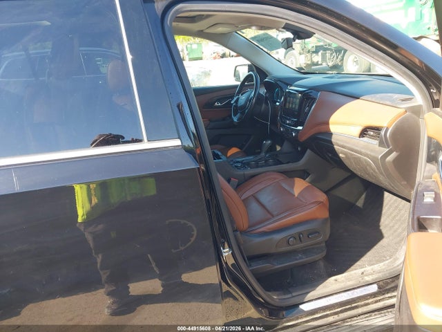 44915608 :رقم المزاد ، 1GNEVKKW2JJ173929 vin ، 2018 Chevrolet Traverse High Country مزاد بيع