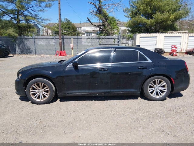 Aukcja sprzedaży 2016 Chrysler 300 Limited, vin: 2C3CCAAG4GH343667, numer aukcji: 44915705