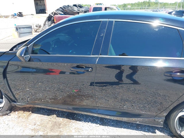 1HGCV1F32MA032813 Honda Accord Sport