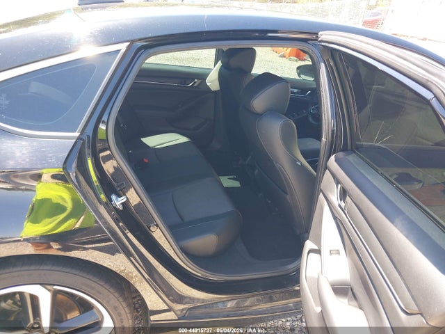 1HGCV1F32MA032813 Honda Accord Sport