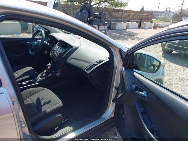 Aukcja sprzedaży 2016 Ford Focus Se, vin: 1FADP3F21GL397658, numer aukcji: 44915807