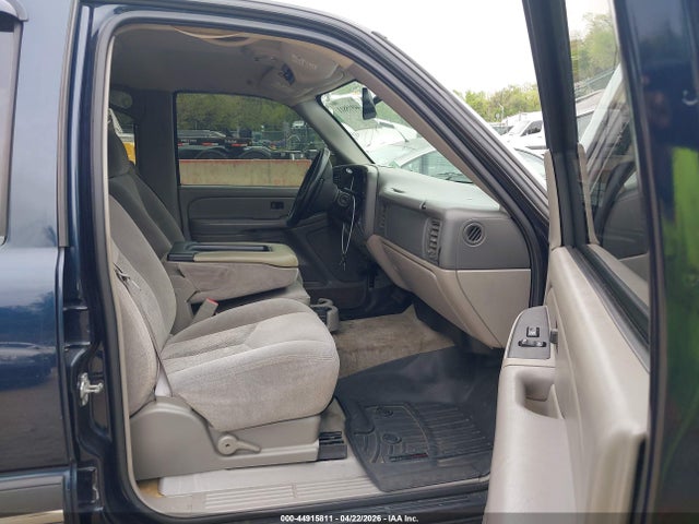 Продажа на аукционе авто 2005 Chevrolet Tahoe Ls, vin: 1GNEK13T25R163478, номер лота: 44915811