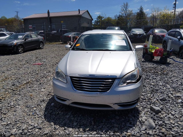 2012 Chrysler 200 Touring მანქანა იყიდება აუქციონზე, vin: 1C3CCBBG2CN184640, აუქციონის ნომერი: 44915900