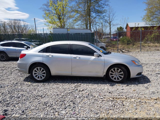 2012 Chrysler 200 Touring მანქანა იყიდება აუქციონზე, vin: 1C3CCBBG2CN184640, აუქციონის ნომერი: 44915900