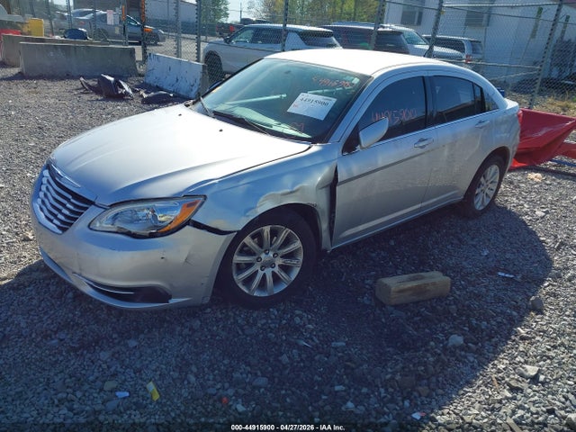 2012 Chrysler 200 Touring მანქანა იყიდება აუქციონზე, vin: 1C3CCBBG2CN184640, აუქციონის ნომერი: 44915900
