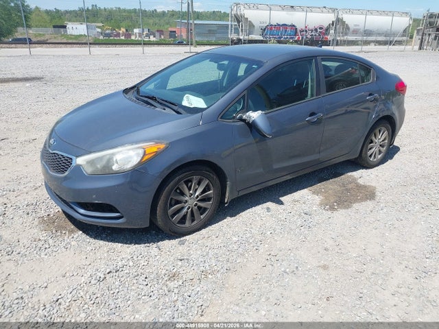 KIA FORTE LX 2016 KNAFX4A61G5573130 Image 2