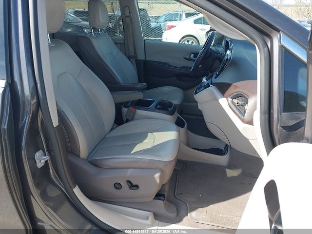 Aukcja sprzedaży 2017 Chrysler Pacifica Touring-l Plus, vin: 2C4RC1EG9HR542791, numer aukcji: 44915917