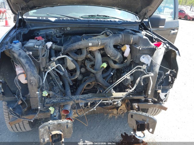 1FTEW1EP6HKD06300 Ford F-150 Xlt