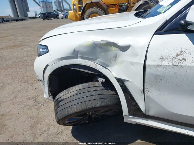 2022 Bmw X7 Xdrive40i მანქანა იყიდება აუქციონზე, vin: 5UXCW2C07N9J89010, აუქციონის ნომერი: 44915955