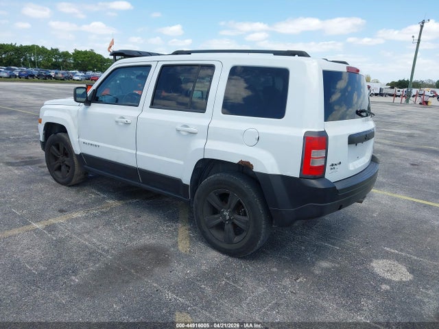 44916005 :رقم المزاد ، 1J4NF1GB2BD229917 vin ، 2011 Jeep Patriot Sport مزاد بيع