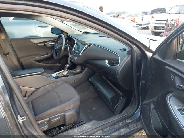 44916050 :رقم المزاد ، 1G1ZD5ST1KF217131 vin ، 2019 Chevrolet Malibu Lt مزاد بيع