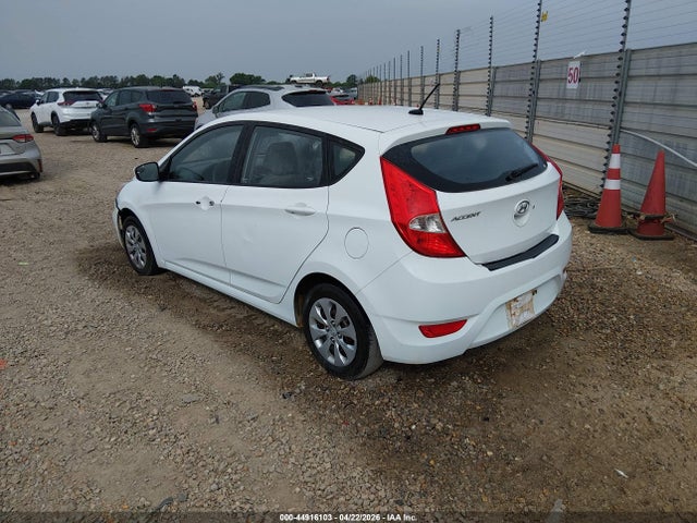 44916103 :رقم المزاد ، KMHCT5AE4FU204647 vin ، 2015 Hyundai Accent Gs مزاد بيع