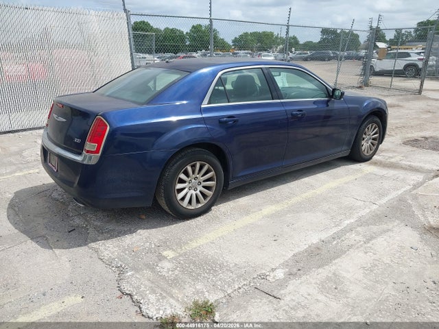 44916175 :رقم المزاد ، 2C3CCAAG5DH630415 vin ، 2013 Chrysler 300 Motown مزاد بيع