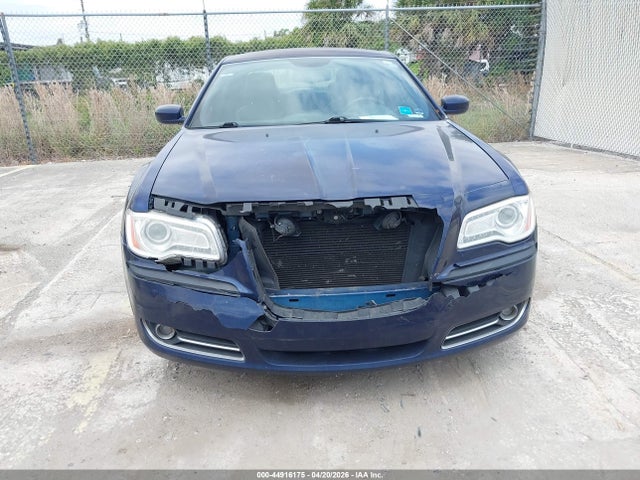 44916175 :رقم المزاد ، 2C3CCAAG5DH630415 vin ، 2013 Chrysler 300 Motown مزاد بيع