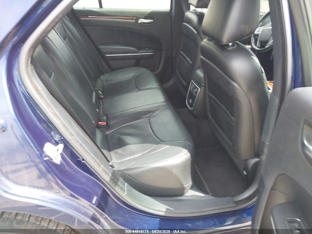 44916175 :رقم المزاد ، 2C3CCAAG5DH630415 vin ، 2013 Chrysler 300 Motown مزاد بيع