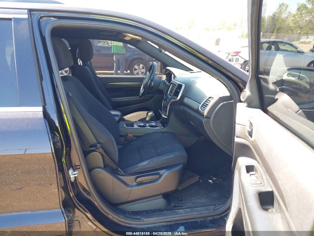 2017 Jeep Grand Cherokee Laredo 4x4 მანქანა იყიდება აუქციონზე, vin: 1C4RJFAG1HC768874, აუქციონის ნომერი: 44916188