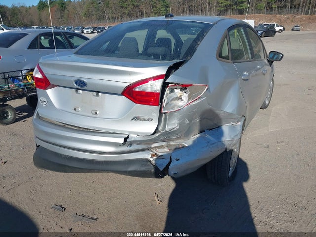 3FADP4AJ5FM135353 Ford FIESTA S