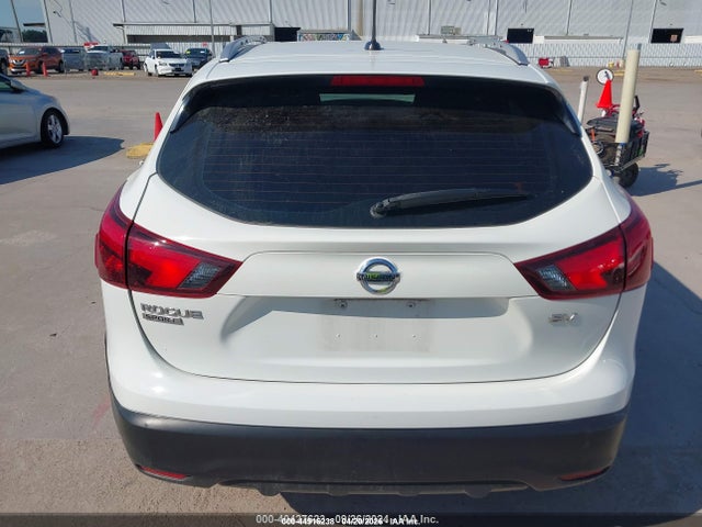 2017 Nissan Rogue Sport Sv მანქანა იყიდება აუქციონზე, vin: JN1BJ1CP8HW010937, აუქციონის ნომერი: 44916238