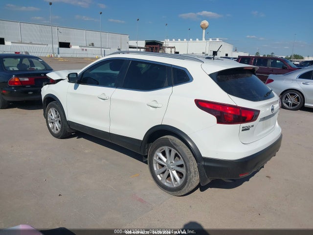 2017 Nissan Rogue Sport Sv მანქანა იყიდება აუქციონზე, vin: JN1BJ1CP8HW010937, აუქციონის ნომერი: 44916238