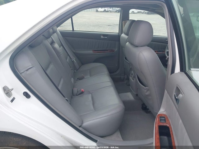2005 Toyota Camry Xle V6 მანქანა იყიდება აუქციონზე, vin: 4T1BF32K65U092783, აუქციონის ნომერი: 44916250