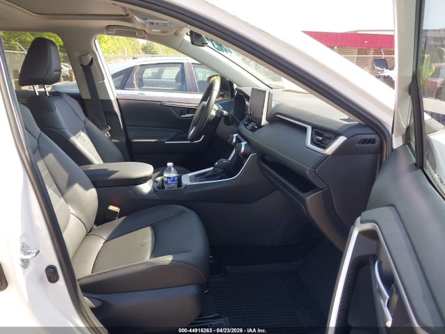 44916263 :رقم المزاد ، 2T3C1RFVXSW427251 vin ، 2025 Toyota Rav4 Xle Premium مزاد بيع