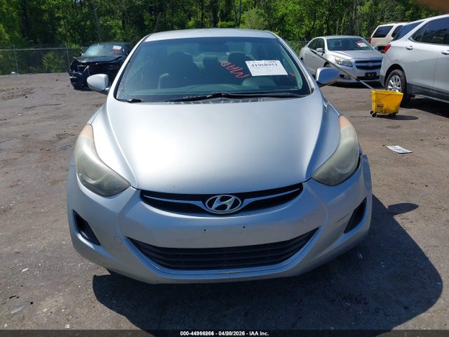 Продажа на аукционе авто 2013 Hyundai Elantra Gls, vin: 5NPDH4AE9DH341837, номер лота: 44916266