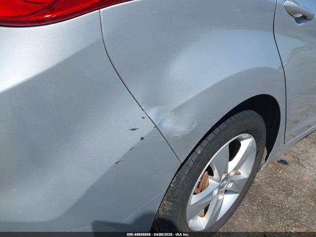 Продажа на аукционе авто 2013 Hyundai Elantra Gls, vin: 5NPDH4AE9DH341837, номер лота: 44916266